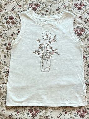 Gap Kids white tank top with flower design